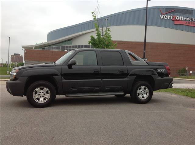 2003 Chevrolet Avalanche C350 4dr Sdn 3.5L Sport RWD Sedan