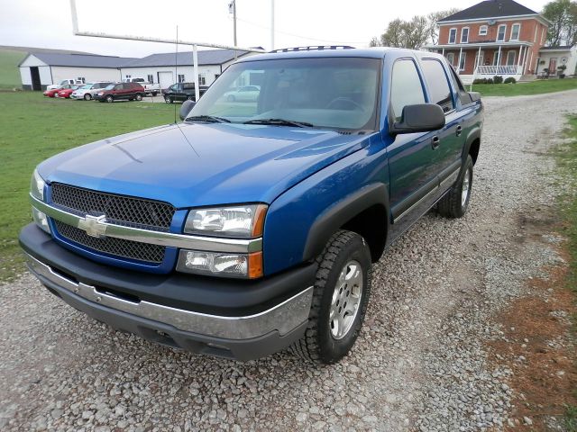 2003 Chevrolet Avalanche C350 4dr Sdn 3.5L Sport RWD Sedan