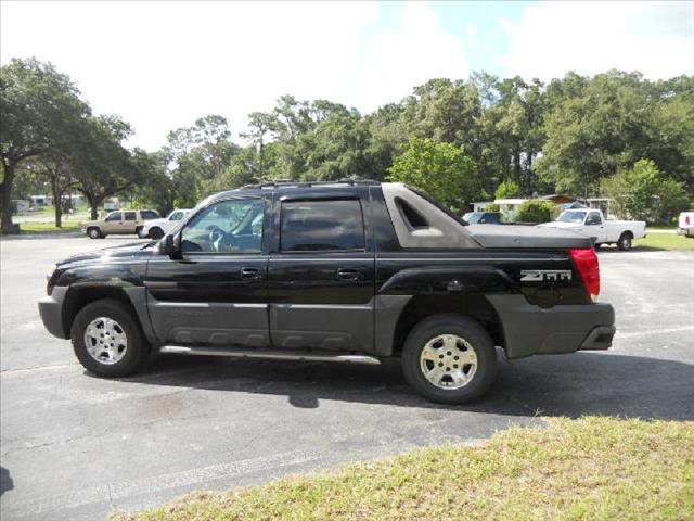 2003 Chevrolet Avalanche Crew Cab 4-wheel Drive LTZ