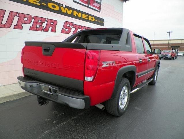 2003 Chevrolet Avalanche Base