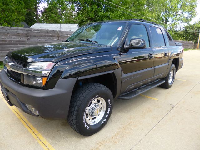 2003 Chevrolet Avalanche Carrera Coupe