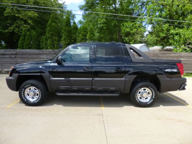 2003 Chevrolet Avalanche Carrera Coupe