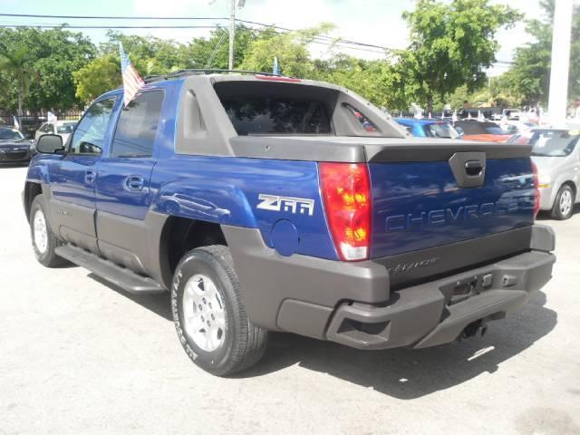 2003 Chevrolet Avalanche Unknown