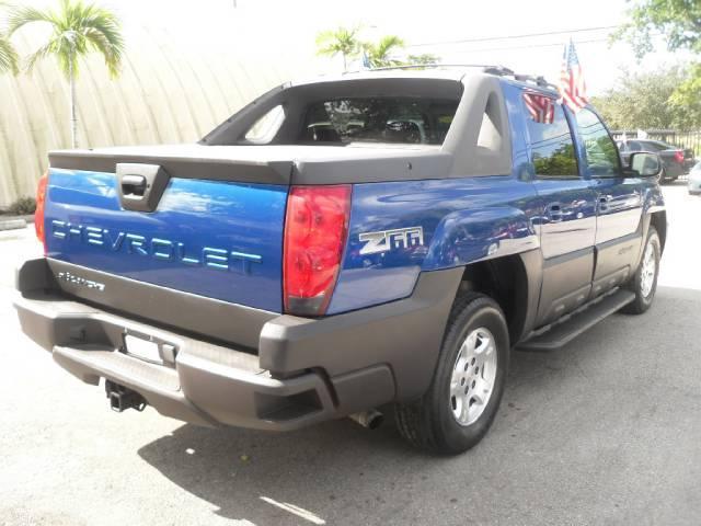 2003 Chevrolet Avalanche Unknown