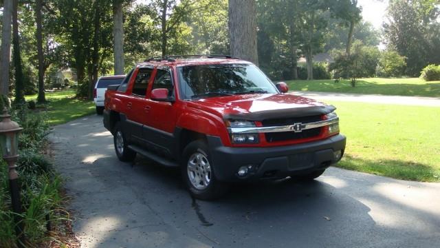 2003 Chevrolet Avalanche Unknown