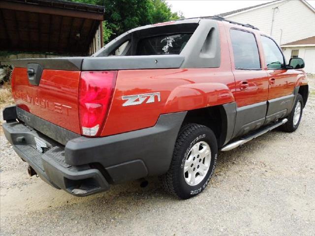 2003 Chevrolet Avalanche Sahara Unlimited