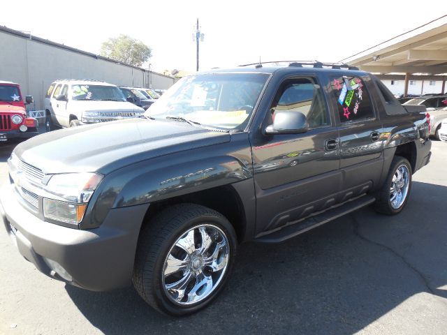 2003 Chevrolet Avalanche Water Truck