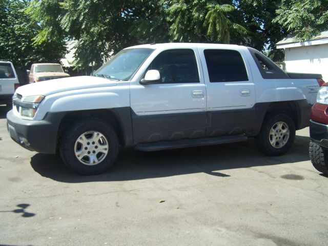 2003 Chevrolet Avalanche C350 4dr Sdn 3.5L Sport RWD Sedan