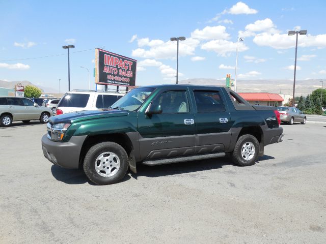 2003 Chevrolet Avalanche C350 4dr Sdn 3.5L Sport RWD Sedan