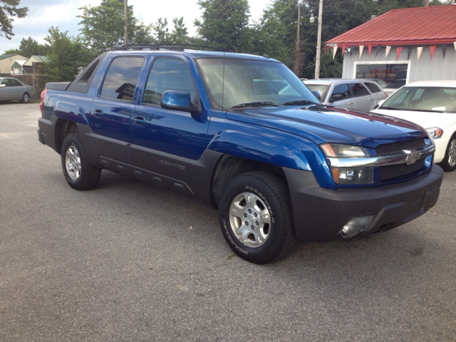 2003 Chevrolet Avalanche C350 4dr Sdn 3.5L Sport RWD Sedan