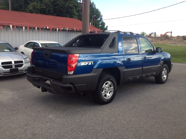 2003 Chevrolet Avalanche C350 4dr Sdn 3.5L Sport RWD Sedan