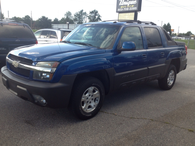 2003 Chevrolet Avalanche C350 4dr Sdn 3.5L Sport RWD Sedan