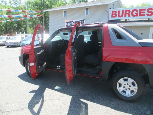 2003 Chevrolet Avalanche C350 4dr Sdn 3.5L Sport RWD Sedan