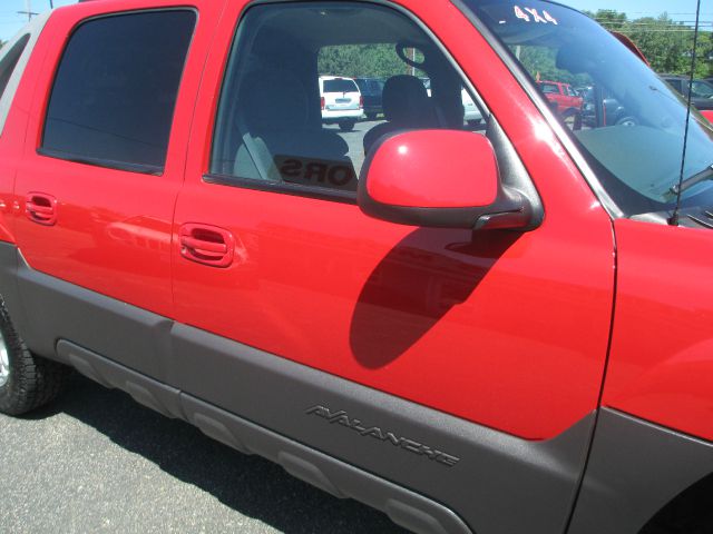 2003 Chevrolet Avalanche C350 4dr Sdn 3.5L Sport RWD Sedan