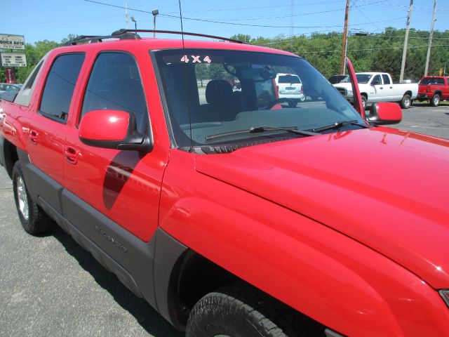 2003 Chevrolet Avalanche C350 4dr Sdn 3.5L Sport RWD Sedan