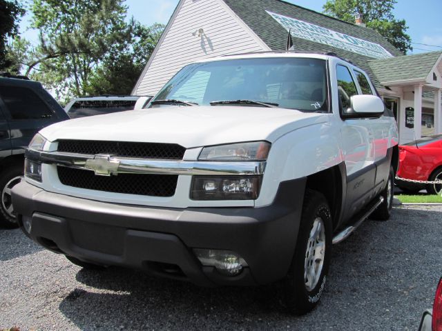 2003 Chevrolet Avalanche C350 4dr Sdn 3.5L Sport RWD Sedan