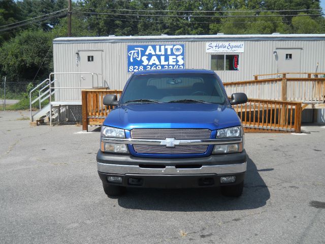 2003 Chevrolet Avalanche C350 4dr Sdn 3.5L Sport RWD Sedan