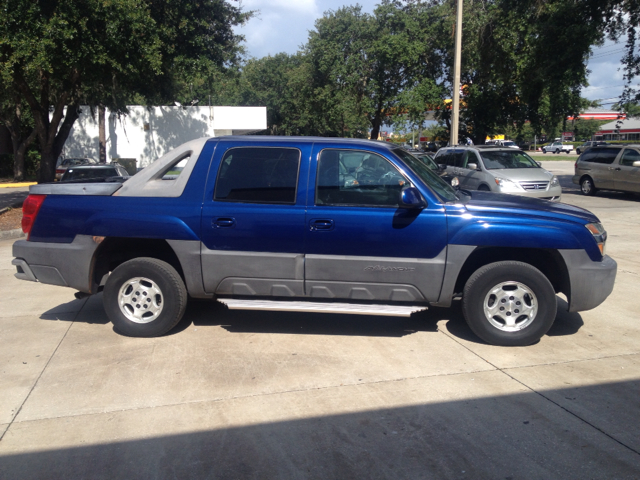 2003 Chevrolet Avalanche C350 4dr Sdn 3.5L Sport RWD Sedan