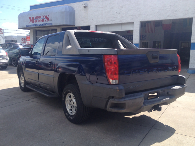 2003 Chevrolet Avalanche C350 4dr Sdn 3.5L Sport RWD Sedan