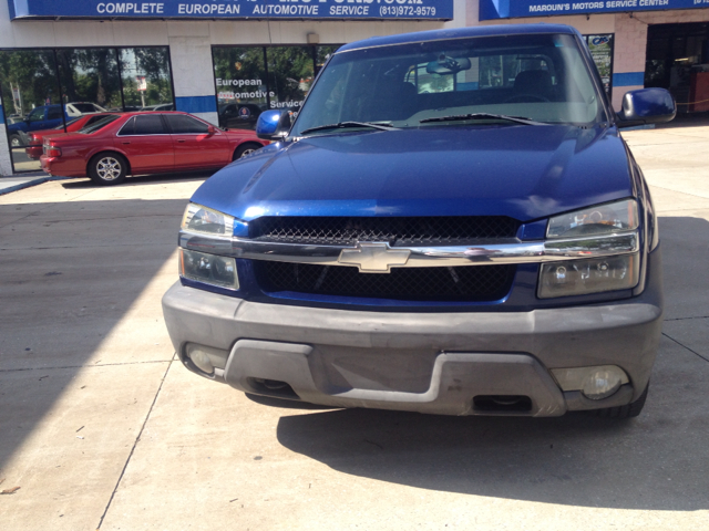 2003 Chevrolet Avalanche C350 4dr Sdn 3.5L Sport RWD Sedan