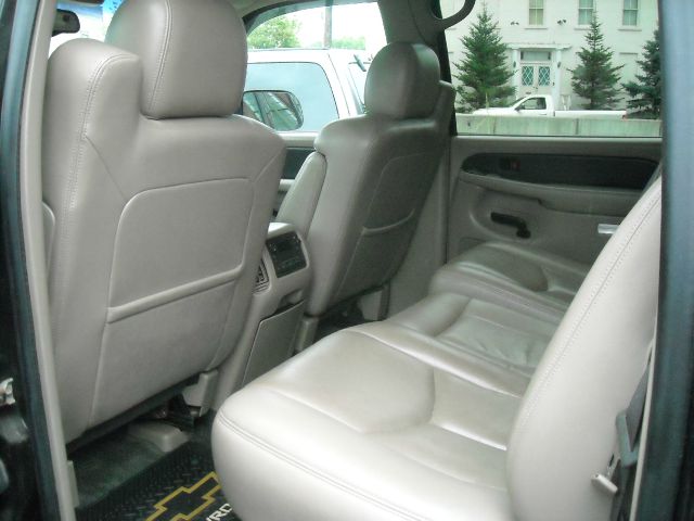 2003 Chevrolet Avalanche Carrera Coupe