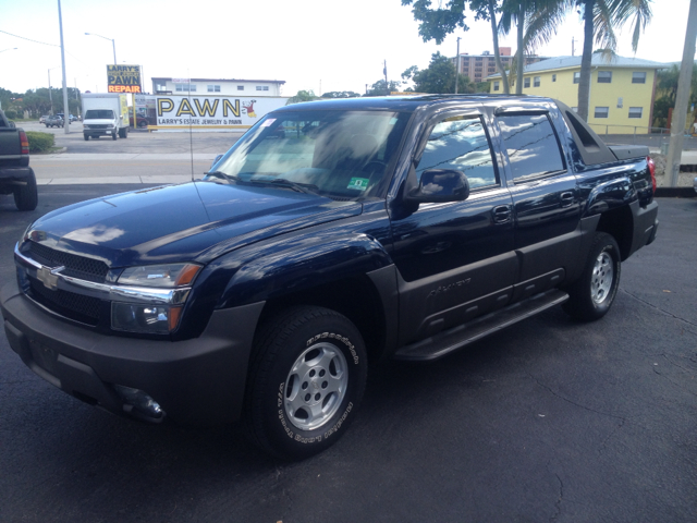 2004 Chevrolet Avalanche C350 4dr Sdn 3.5L Sport RWD Sedan