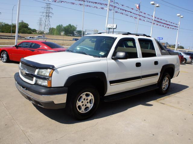 2004 Chevrolet Avalanche Water Truck