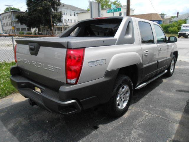 2004 Chevrolet Avalanche Water Truck