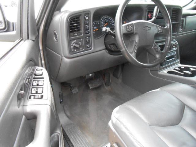 2004 Chevrolet Avalanche Water Truck