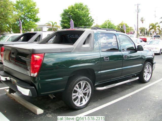 2004 Chevrolet Avalanche Unknown