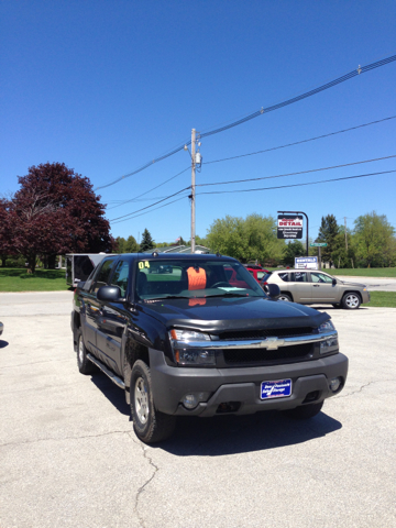 2004 Chevrolet Avalanche C350 4dr Sdn 3.5L Sport RWD Sedan