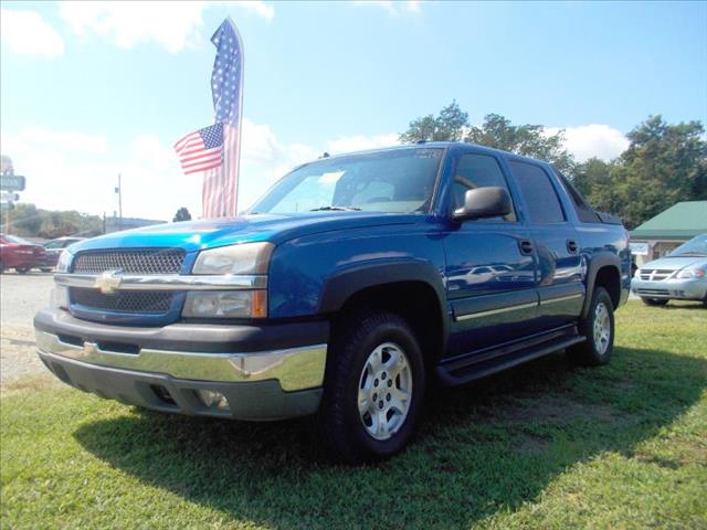 2004 Chevrolet Avalanche Sahara Unlimited