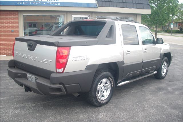 2004 Chevrolet Avalanche AWD 5DR WGN I4 CVT SL