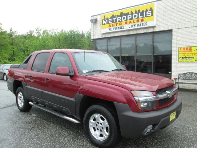 2004 Chevrolet Avalanche C350 4dr Sdn 3.5L Sport RWD Sedan