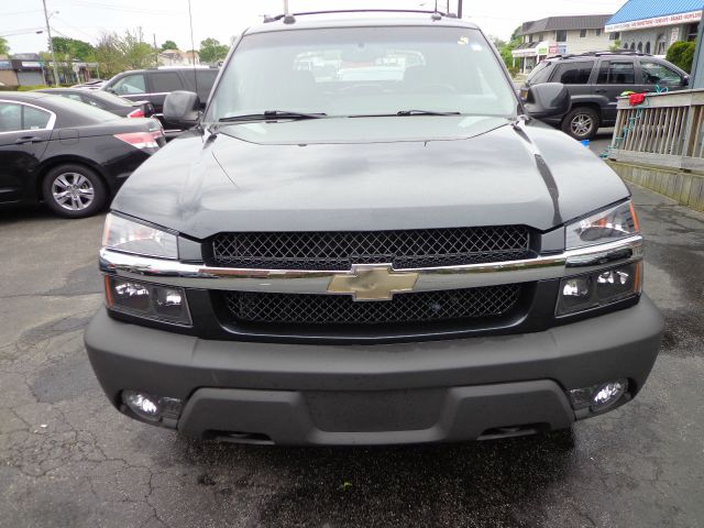 2004 Chevrolet Avalanche Unknown