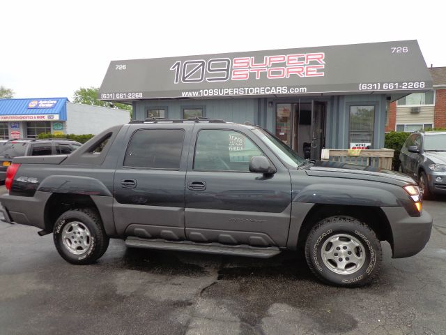 2004 Chevrolet Avalanche Unknown