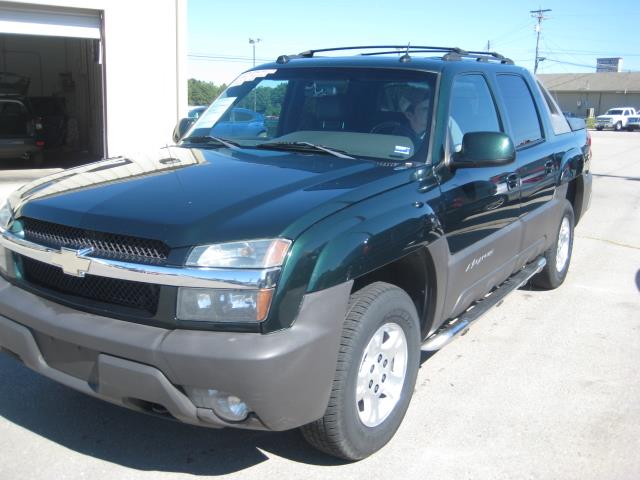 2004 Chevrolet Avalanche Unknown