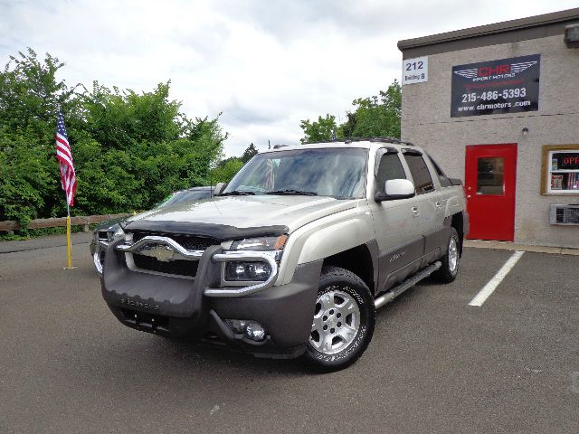 2004 Chevrolet Avalanche C350 4dr Sdn 3.5L Sport RWD Sedan