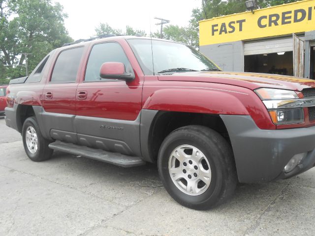 2004 Chevrolet Avalanche C350 4dr Sdn 3.5L Sport RWD Sedan