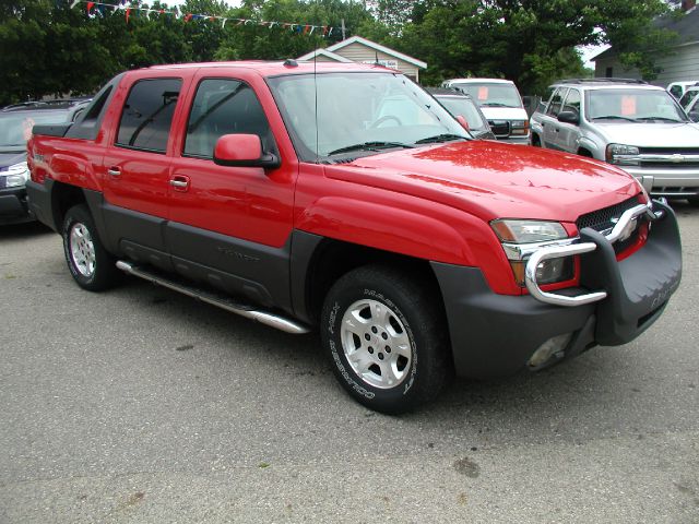 2004 Chevrolet Avalanche C350 4dr Sdn 3.5L Sport RWD Sedan