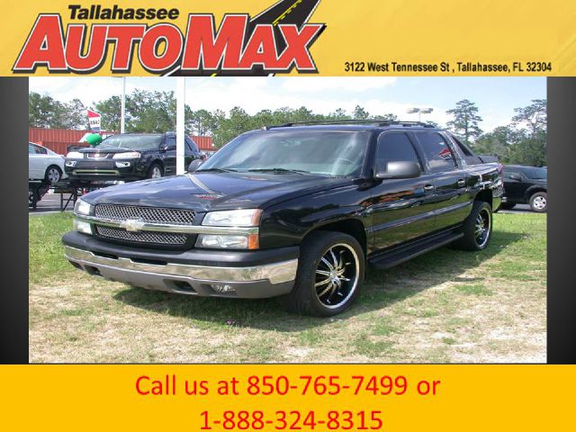 2004 Chevrolet Avalanche C350 4dr Sdn 3.5L Sport RWD Sedan