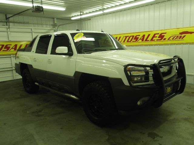 2005 Chevrolet Avalanche C350 4dr Sdn 3.5L Sport RWD Sedan