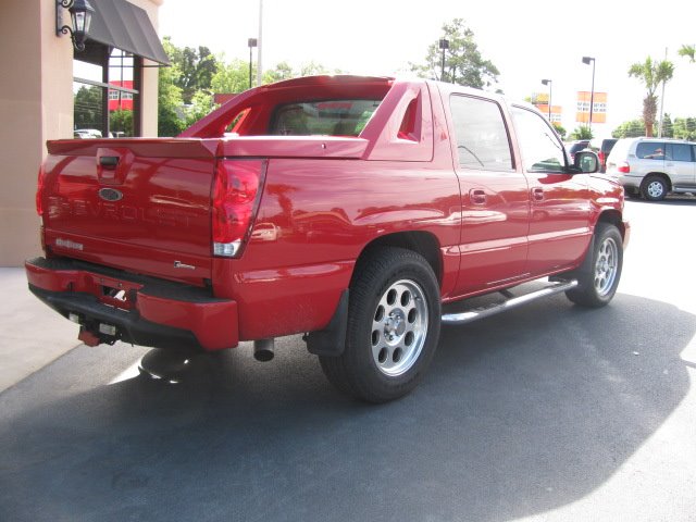 2005 Chevrolet Avalanche SLT Reg. Cab 4x4