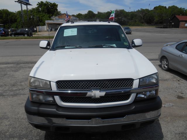 2005 Chevrolet Avalanche C350 4dr Sdn 3.5L Sport RWD Sedan