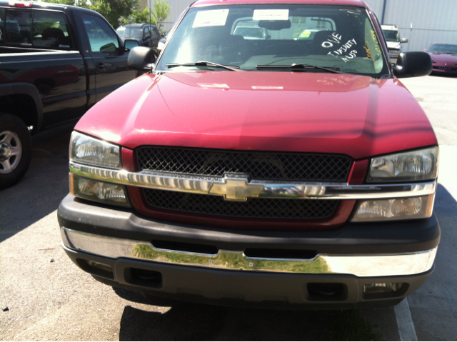 2005 Chevrolet Avalanche C350 4dr Sdn 3.5L Sport RWD Sedan