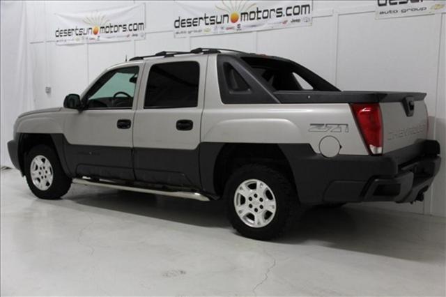 2005 Chevrolet Avalanche Unknown