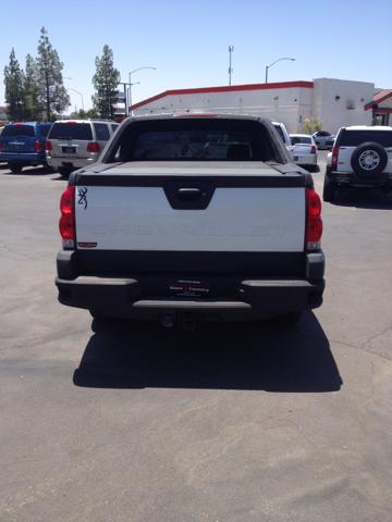 2005 Chevrolet Avalanche C350 4dr Sdn 3.5L Sport RWD Sedan