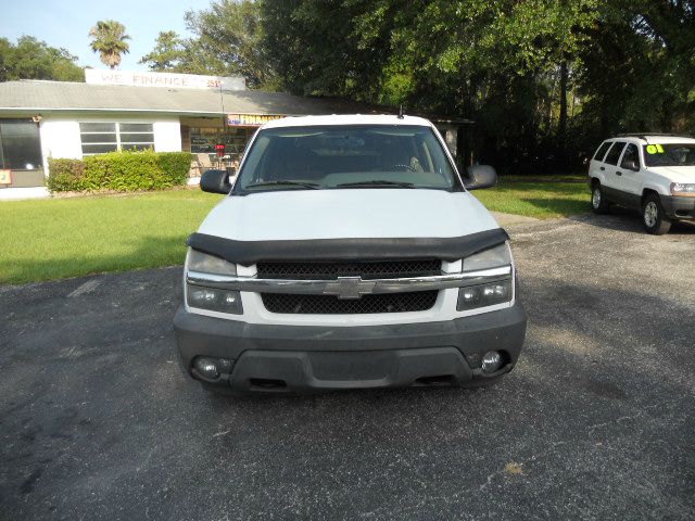 2005 Chevrolet Avalanche C350 4dr Sdn 3.5L Sport RWD Sedan