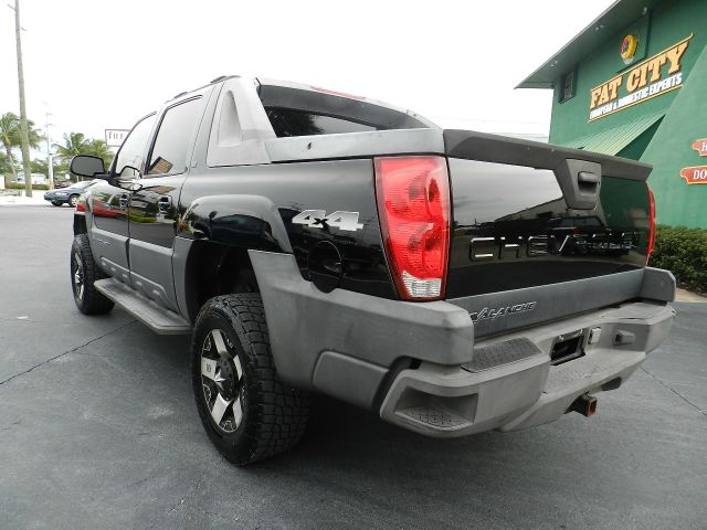 2006 Chevrolet Avalanche Carrera Coupe