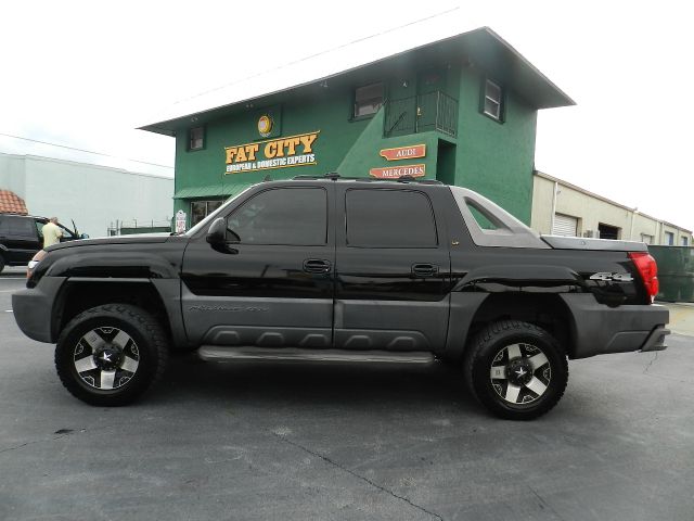 2006 Chevrolet Avalanche Carrera Coupe